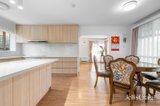 https://images.listonce.com.au/custom/160x/listings/2-pamela-street-mount-waverley-vic-3149/587/01796587_img_05.jpg?__w_6fSOvqY