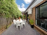 https://images.listonce.com.au/custom/160x/listings/2-papagee-lane-box-hill-north-vic-3129/896/01743896_img_07.jpg?c4rHtyuiYME