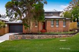 https://images.listonce.com.au/custom/160x/listings/2-parklands-avenue-briar-hill-vic-3088/972/01185972_img_02.jpg?Ez2tAypikqI