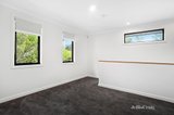 https://images.listonce.com.au/custom/160x/listings/2-parklands-avenue-briar-hill-vic-3088/972/01185972_img_08.jpg?GxS4bwnu7Qk