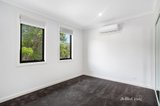 https://images.listonce.com.au/custom/160x/listings/2-parklands-avenue-briar-hill-vic-3088/972/01185972_img_09.jpg?dHsIWdO2PWQ