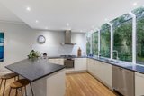 https://images.listonce.com.au/custom/160x/listings/2-parkside-court-warrandyte-vic-3113/342/00727342_img_02.jpg?czLw9ZGkq_g