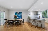 https://images.listonce.com.au/custom/160x/listings/2-parkside-court-warrandyte-vic-3113/342/00727342_img_03.jpg?gTG952CnZII