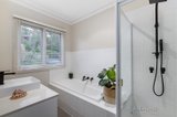 https://images.listonce.com.au/custom/160x/listings/2-parkside-court-warrandyte-vic-3113/342/00727342_img_06.jpg?yFoT-nO8xFc