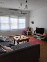 https://images.listonce.com.au/custom/160x/listings/2-pattison-avenue-north-geelong-vic-3215/179/01727179_img_06.jpg?6MsPIY4gWZU