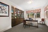 https://images.listonce.com.au/custom/160x/listings/2-pembroke-road-balwyn-vic-3103/623/00367623_img_09.jpg?MS5-XrMfCXg