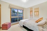 https://images.listonce.com.au/custom/160x/listings/2-penleigh-court-mount-waverley-vic-3149/652/01030652_img_10.jpg?ylc5Jij2VxI