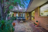 https://images.listonce.com.au/custom/160x/listings/2-penleigh-court-mount-waverley-vic-3149/652/01030652_img_13.jpg?WZjKQ2Kx78g