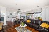 https://images.listonce.com.au/custom/160x/listings/2-pentland-street-williamstown-vic-3016/911/01649911_img_02.jpg?IqCLmjr-tV4