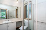 https://images.listonce.com.au/custom/160x/listings/2-peter-godden-drive-woodend-vic-3442/104/01896104_img_10.jpg?v78yuVHDu6c