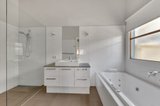 https://images.listonce.com.au/custom/160x/listings/2-powell-street-east-geelong-vic-3219/682/01698682_img_10.jpg?nUlPxXemGz8
