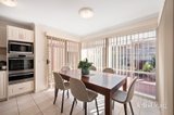 https://images.listonce.com.au/custom/160x/listings/2-regent-avenue-mooroolbark-vic-3138/660/01779660_img_05.jpg?21G_Wp03Ffo