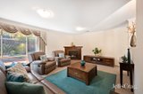 https://images.listonce.com.au/custom/160x/listings/2-regent-avenue-mooroolbark-vic-3138/660/01779660_img_08.jpg?L4c7IDLzlT4