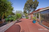 https://images.listonce.com.au/custom/160x/listings/2-regent-avenue-mooroolbark-vic-3138/660/01779660_img_19.jpg?eGu0XtWhWzk