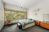 https://images.listonce.com.au/custom/160x/listings/2-reid-street-balwyn-vic-3103/330/00504330_img_12.jpg?tvj83mN515k