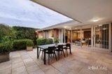 https://images.listonce.com.au/custom/160x/listings/2-rimington-avenue-kew-vic-3101/081/01899081_img_03.jpg?8MG5mcEM5T0