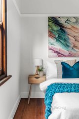 https://images.listonce.com.au/custom/160x/listings/2-roberts-street-brunswick-east-vic-3057/030/01135030_img_21.jpg?dBVoQLaXY2U