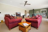 https://images.listonce.com.au/custom/160x/listings/2-rocke-court-trentham-vic-3458/104/00173104_img_02.jpg?VohzJPqcXj8