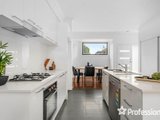 https://images.listonce.com.au/custom/160x/listings/2-rosario-place-mooroolbark-vic-3138/490/01526490_img_08.jpg?R3hh1hulOxs