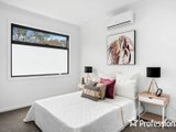 https://images.listonce.com.au/custom/160x/listings/2-rosario-place-mooroolbark-vic-3138/490/01526490_img_10.jpg?cnwWo0GimfQ