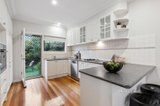 https://images.listonce.com.au/custom/160x/listings/2-rotherwood-avenue-mitcham-vic-3132/833/01298833_img_06.jpg?QbP2UC820MM