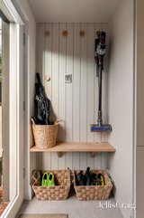 https://images.listonce.com.au/custom/160x/listings/2-second-avenue-murrumbeena-vic-3163/210/01955210_img_23.jpg?mU7WKNw1Lw4