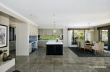 https://images.listonce.com.au/custom/160x/listings/2-sevenoaks-road-burwood-east-vic-3151/200/01184200_img_03.jpg?KNLHzk_bR38