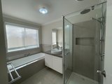 https://images.listonce.com.au/custom/160x/listings/2-shortland-way-leopold-vic-3224/602/01719602_img_11.jpg?DTmjQ06BkRM