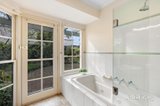 https://images.listonce.com.au/custom/160x/listings/2-shrewsbury-road-nunawading-vic-3131/558/01983558_img_09.jpg?zT0DYr0ZWxw