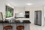 https://images.listonce.com.au/custom/160x/listings/2-silflay-court-warranwood-vic-3134/348/01589348_img_05.jpg?R93QutMGsIM