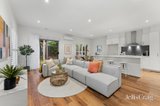 https://images.listonce.com.au/custom/160x/listings/2-silvergrass-court-croydon-vic-3136/625/01874625_img_02.jpg?2FHnnT_3vF4