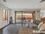 https://images.listonce.com.au/custom/160x/listings/2-sirocco-court-wandin-north-vic-3139/477/01526477_img_03.jpg?QCMBSmgDjVI