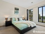 https://images.listonce.com.au/custom/160x/listings/2-sirocco-court-wandin-north-vic-3139/477/01526477_img_08.jpg?75K7TDrhopw