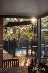 https://images.listonce.com.au/custom/160x/listings/2-skyvista-court-diamond-creek-vic-3089/432/01905432_img_14.jpg?UXmsMZGaoYg