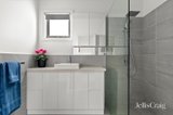 https://images.listonce.com.au/custom/160x/listings/2-solander-close-kilsyth-vic-3137/089/01906089_img_07.jpg?s4TWnXyImGE