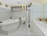 https://images.listonce.com.au/custom/160x/listings/2-somerset-court-mulgrave-vic-3170/176/01769176_img_08.jpg?AHDKiXGbpXE