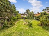 https://images.listonce.com.au/custom/160x/listings/2-springfield-road-blackburn-vic-3130/654/01743654_img_03.jpg?xZKxPjRwBkg