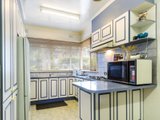 https://images.listonce.com.au/custom/160x/listings/2-springfield-road-blackburn-vic-3130/654/01743654_img_06.jpg?GT11a8NifJk