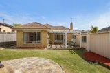 https://images.listonce.com.au/custom/160x/listings/2-st-peters-court-bentleigh-east-vic-3165/488/01580488_img_10.jpg?0CcOZqkdC0o