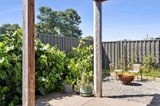 https://images.listonce.com.au/custom/160x/listings/2-stanbridge-street-daylesford-vic-3460/437/01485437_img_15.jpg?h2e3vmiSkyQ