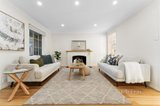 https://images.listonce.com.au/custom/160x/listings/2-stockmans-drive-vermont-south-vic-3133/477/01740477_img_03.jpg?2k1gAu8v8O4