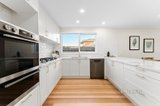 https://images.listonce.com.au/custom/160x/listings/2-stockmans-drive-vermont-south-vic-3133/477/01740477_img_06.jpg?eXv-DGQSEsY