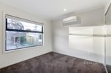 https://images.listonce.com.au/custom/160x/listings/2-stowe-avenue-greensborough-vic-3088/070/01141070_img_08.jpg?5DSDgY1yjWk