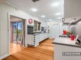 https://images.listonce.com.au/custom/160x/listings/2-strathnaver-ave-strathmore-vic-3041/316/00847316_img_03.jpg?sUYDFEaU0yg