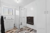 https://images.listonce.com.au/custom/160x/listings/2-stump-street-maldon-vic-3463/378/01898378_img_24.jpg?yU7GOyB4bMw