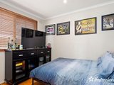 https://images.listonce.com.au/custom/160x/listings/2-sunburst-court-mooroolbark-vic-3138/997/01524997_img_06.jpg?eIG73W2uhlg