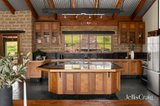 https://images.listonce.com.au/custom/160x/listings/2-tanderum-way-christmas-hills-vic-3775/673/01976673_img_06.jpg?2cOloGUJKMY
