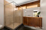 https://images.listonce.com.au/custom/160x/listings/2-tanderum-way-christmas-hills-vic-3775/673/01976673_img_10.jpg?bdJ3r2Meyek