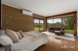 https://images.listonce.com.au/custom/160x/listings/2-tanderum-way-christmas-hills-vic-3775/673/01976673_img_11.jpg?pPGUMT2WpiU