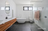 https://images.listonce.com.au/custom/160x/listings/2-terry-avenue-sorrento-vic-3943/426/01842426_img_11.jpg?ZOYRXX2TqBg